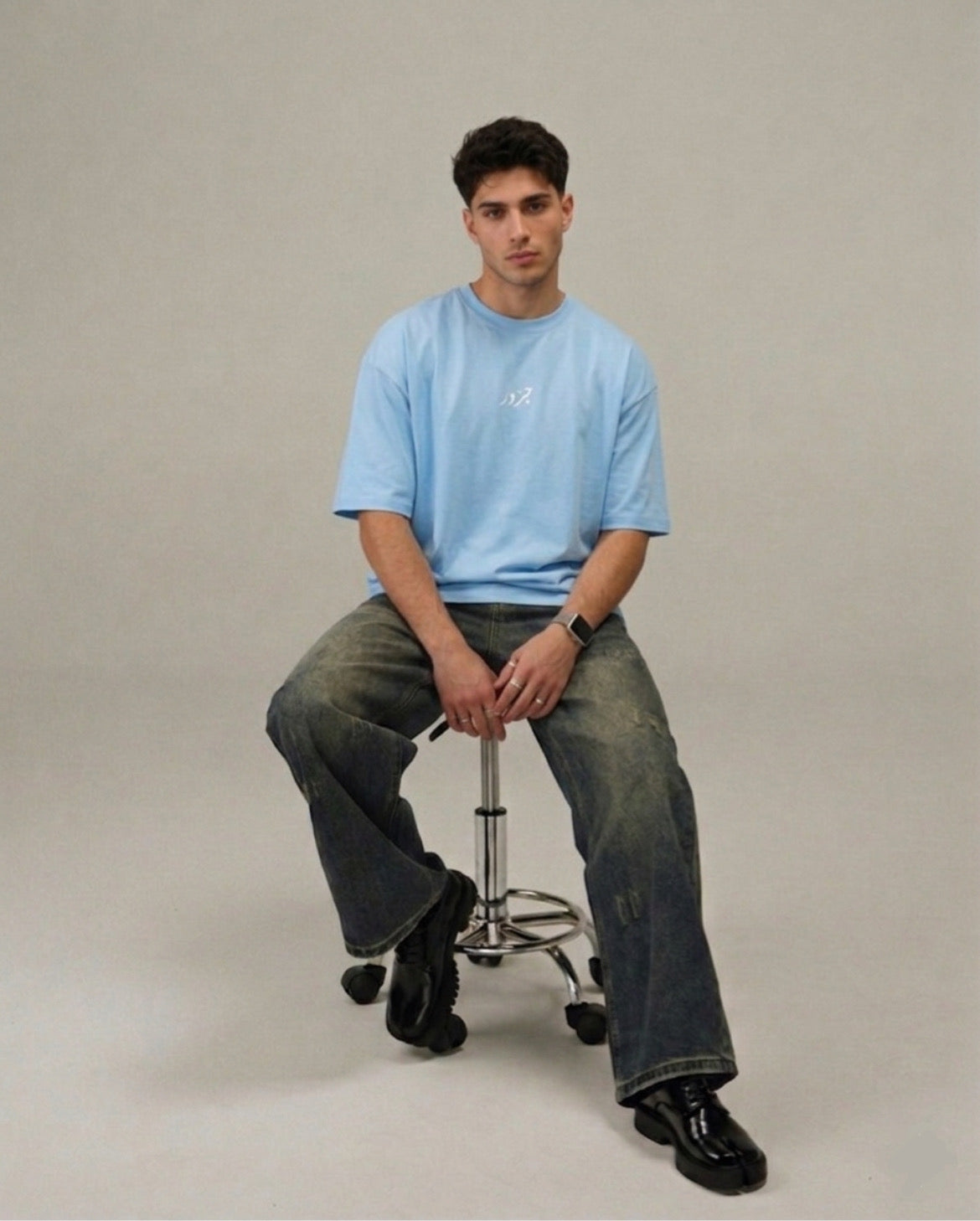 “QUIET” by Jozor [BABY BLUE BASIC]